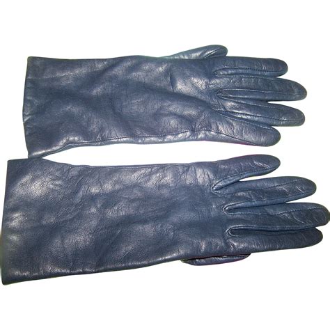 Gently Used Vintage Navy Blue Ladies Leather Gloves From Eaton From