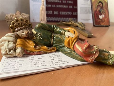 Francisco Env A Estatua De San Jos Dormido A Su Parroquia En Argentina