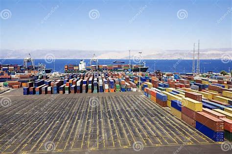 Industry and commerce stock image. Image of harbour, shipped - 3821343