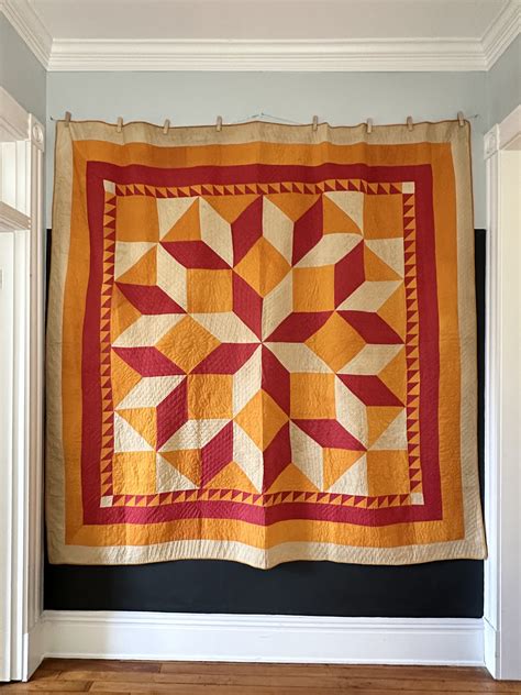 Heirloom Blazing Star Quilt With Sawtooth Frame Flying Geese