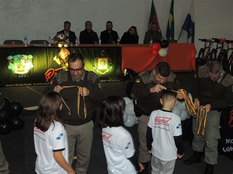 Brigada Militar Realiza Formatura Do Proerd Em Nova Petr Polis