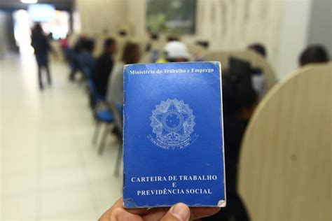 23 milhões de pessoas poderão sacar o PIS Pasep em 2023 CBN Vale do