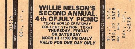 Willie Nelson Picnic...total chaos | Willie nelson, Singing funny ...