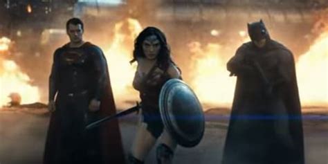 Wonder Woman Crashes The Party In New ‘batman V Superman Trailer Complex