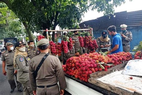 Langgar Perda Puluhan Pedagang Kaki Lima Kota Cimahi Ditertibkan