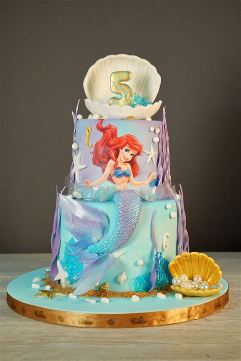 Pin By Patisserie Cremino On Cake Designs Themed Cakes Cake Designs