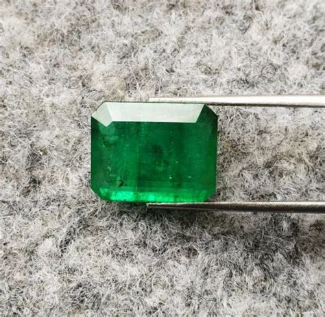 Green Octagon Zambian Emerald Size 15 50X12 70X7 20 At Rs 15000 Carat