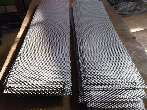 China High Quality Galvanized Diamond Expanded Metal Mesh China