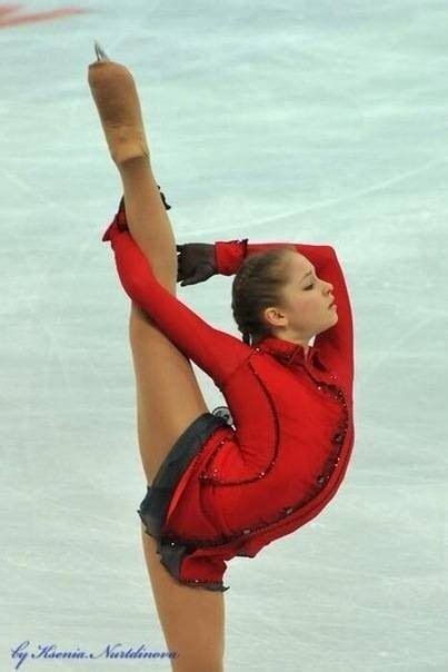 15 Year Old Russian Figure Skater Julia Lipnitskaya She Is Incredible Figure Skating