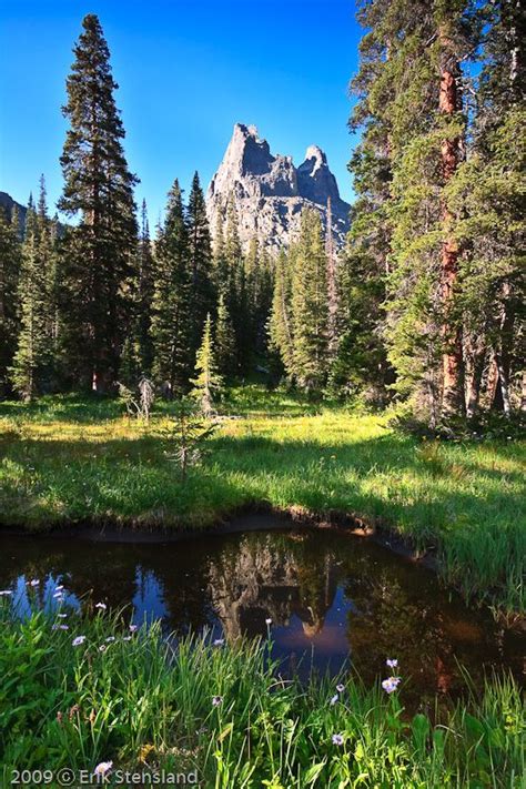 Rocky Mountain National Park Zoom Background