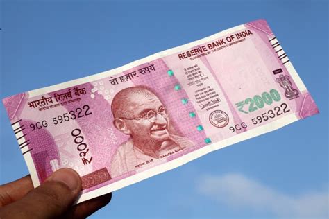 Close Up of Indian 2000 Rupee Notes Stock Image - Image of business ...