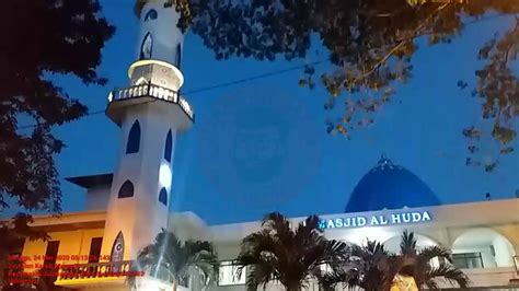 Takbiran Dan Persiapkan Sholat Idul Fitri Di Masjid Al Huda Karah Agung