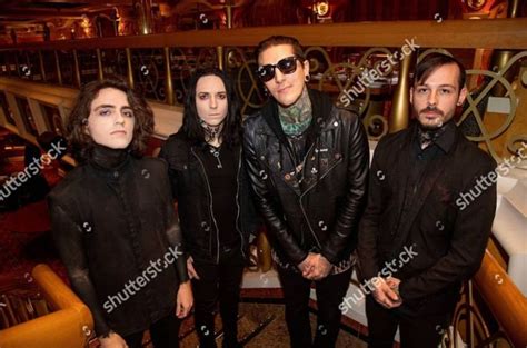 Pin By Ashley Clouser On Motionless In White Motionless In White