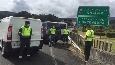 La DGT Con Toda Su Flota De Furgonetas Blancas Para Multar Con 200