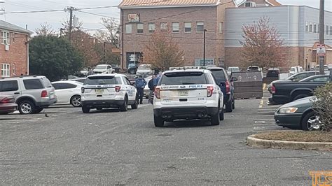 Breaking Authorities Investigating Shooting In Lakewood Photos The