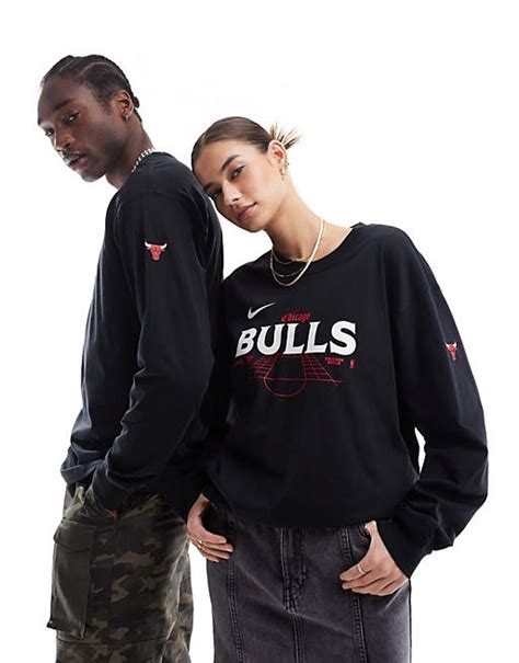 Nike Basketball Nba Unisex Chicago Bulls Logo Long Sleeve In Black Asos