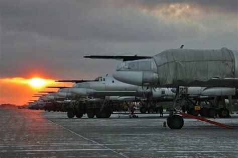 Força Aérea divulga fotos dos bombardeiros russos interceptados ZAP