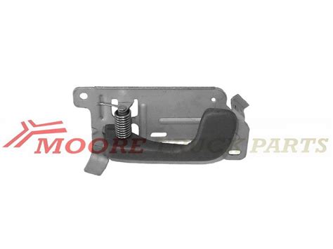 MITSUBISHI CANTER Left Hand Inner Door Handle For Sale Refcode TA895992