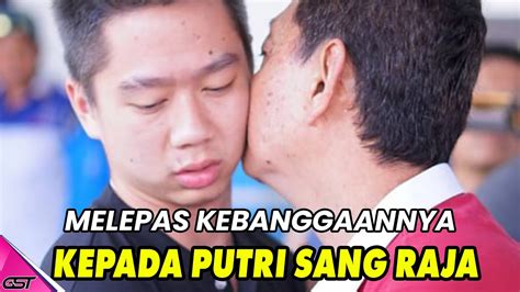 MASIH JAGA TOKO KELONTONG Orang Tua KEVIN SANJAYA Yg Sederhana Buat