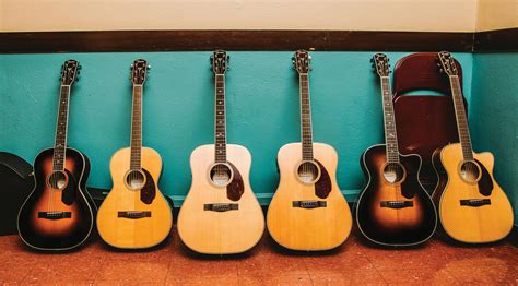 5 Reasons to Play Acoustic Guitar