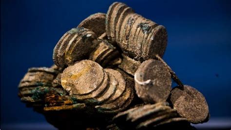 Spanish Shipwreck Treasure Unveiled For The First Time Bbc News