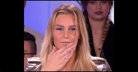 Aur Lie Van Daelen Demande Son Ch Ri En Mariage En Direct Et Se Fait