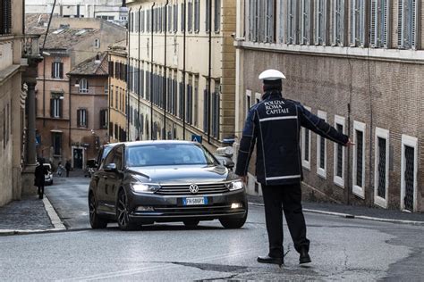 Anche I Positivi Potranno Votare Per Il Quirinale Per Loro Un Seggio