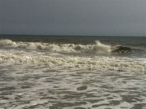 Myrtle Beach waves | Myrtle beach, Beach waves, Beach