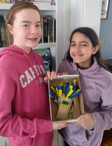 Cranford Nj Girls Sell Bookmarks To Raise Money For Ukrainian Refugees