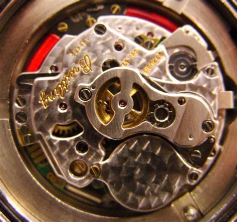 Top 51 Imagen Seiko Meca Quartz Chronograph Movement Abzlocalmx