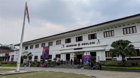 Museum Di Bandung Menjadi Wisata Sejarah Ada Museum Geologi K Lite