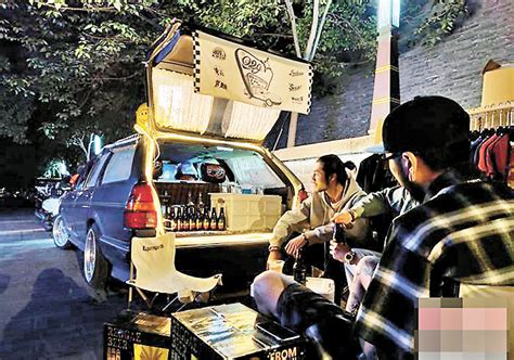 【特稿】「後備箱集市」催谷夜間經濟 年輕人下班練攤 自駕車秒變攤位 內地 香港文匯網