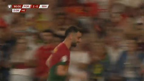 Con doblete de Bruno Fernandes Portugal venció 3 0 a Bosnia por las