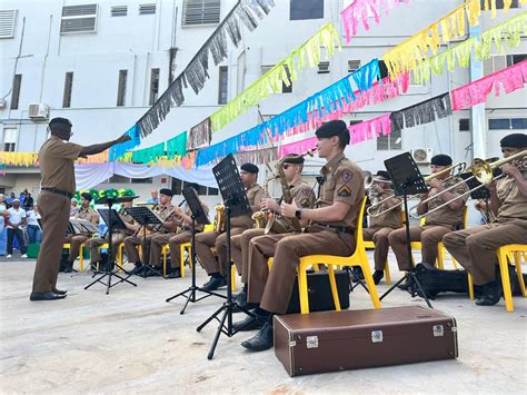 Banda Da Pol Cia Militar Fez A Abertura Da Sipat Da Santa Casa