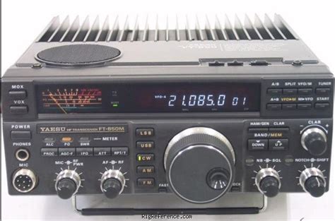 Yaesu Ft 850m Desktop Shortwave Transceiver