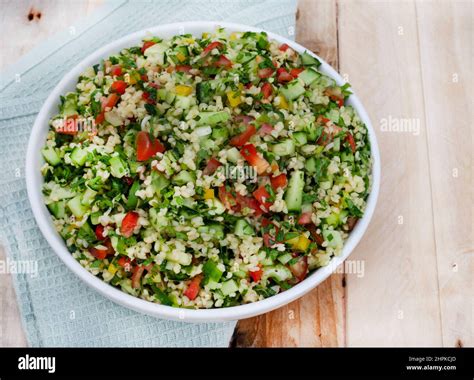 Tradicional Ensalada Tabbouleh Del Medio Oriente Hecha Con Trigo Bulgar