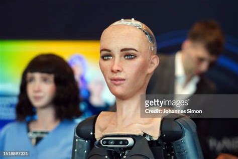 Sophia Robot Photos and Premium High Res Pictures - Getty Images