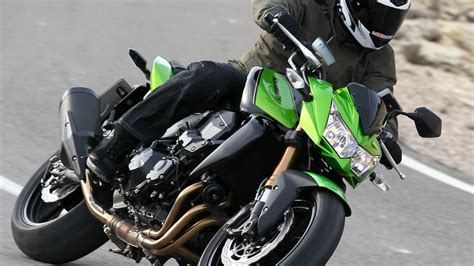 Prova Video Kawasaki Z750R