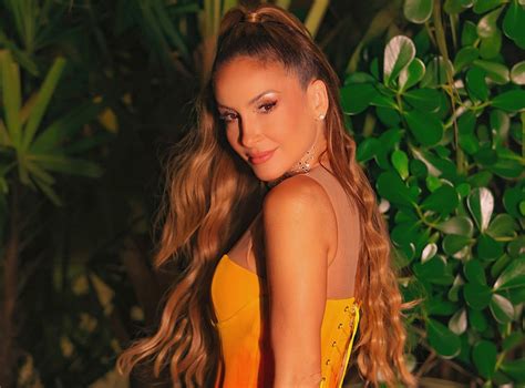 Claudia Leitte Apresenta Novo Projeto E Revisa Mais De Anos De