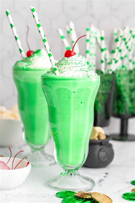 Copycat Shamrock Shake Recipe - The Soccer Mom Blog