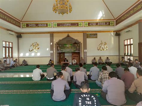 Pengajian Rutin Polres Serang Sekaligus Memperingati Nuzulul Quran