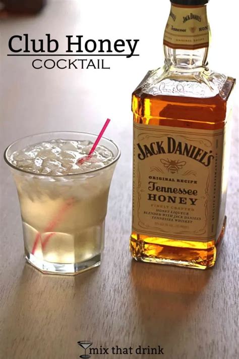 Club Honey drink recipe, featuring Jack Honey | Mix That Drink