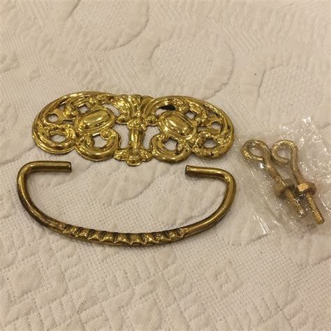 Vintage Antique Brass Bail Pulls Victorian Style Back Plate Etsy