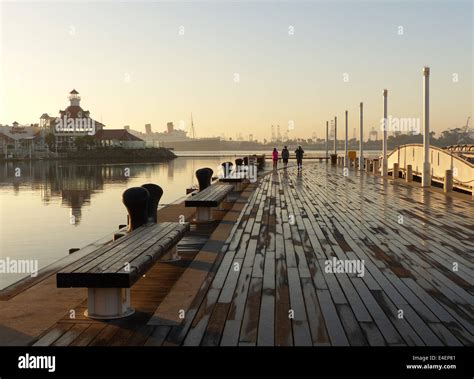 Long beach california boardwalk hi-res stock photography and images - Alamy