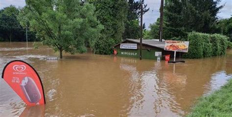 Troisdorf City Nach Der Unwetter Katastrophe In Der Region Hilfen