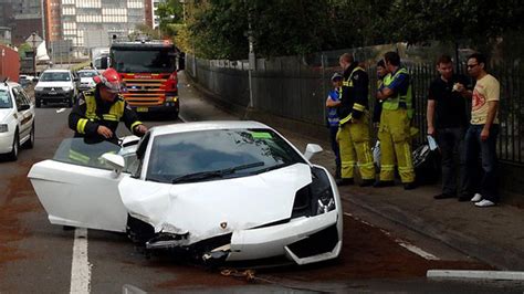 Man Crashes Lamborghini Gallardo On Test Drive