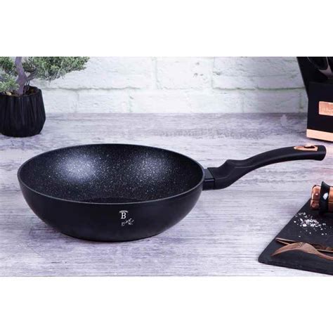 Pánev WOK s mramorovým povrchem 28 cm Black Rose Collection