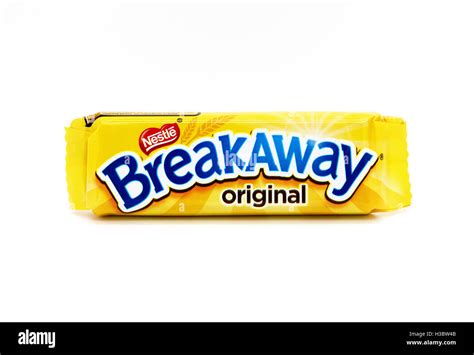 A Nestle Breakaway Chocolate Biscuit Bar Stock Photo Alamy