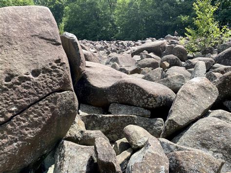 Ringing rocks and sonorous stones – SPOOKY GEOLOGY