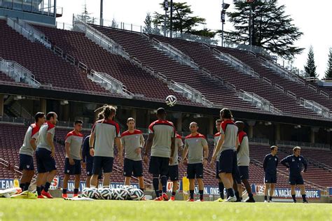 Us World Cup Soccer Team Begins Workouts At Stanford